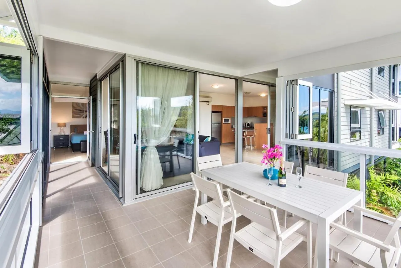 Oasis 1, 2 Bedroom, 1 Bathroom Apartment With Buggy! ハミルトン・アイランド オーストラリア