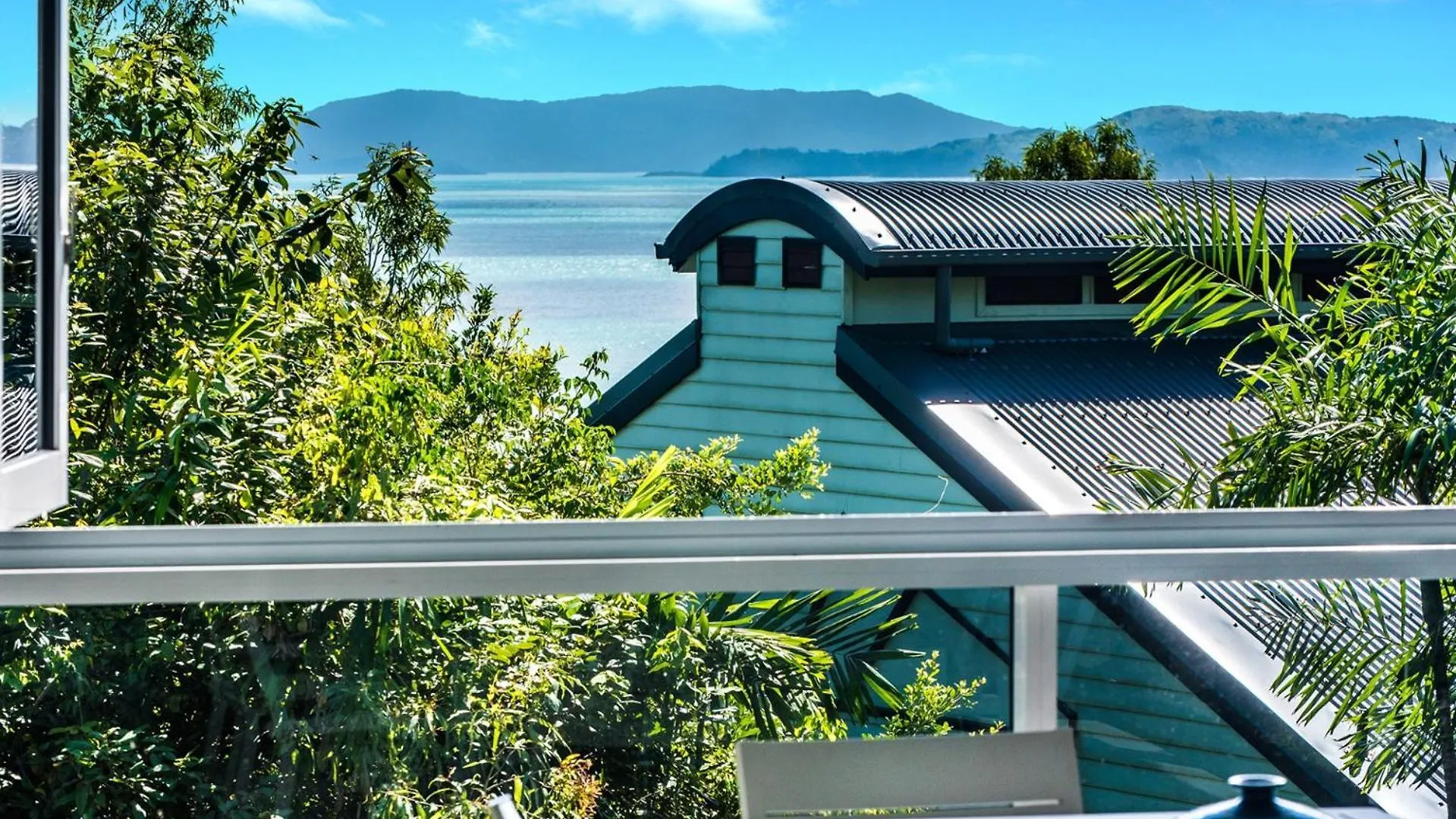 Oasis 1, 2 Bedroom, 1 Bathroom Apartment With Buggy! ハミルトン・アイランド